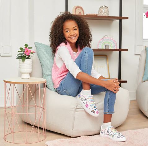 Sticker Chic: Rainbow Street Chic
