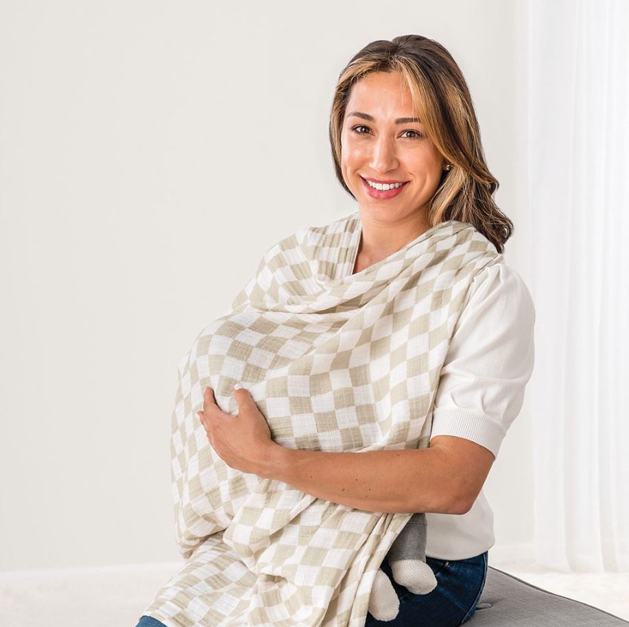 Breastfeeding Boss Nursing Cover - Taupe Checkerboard
