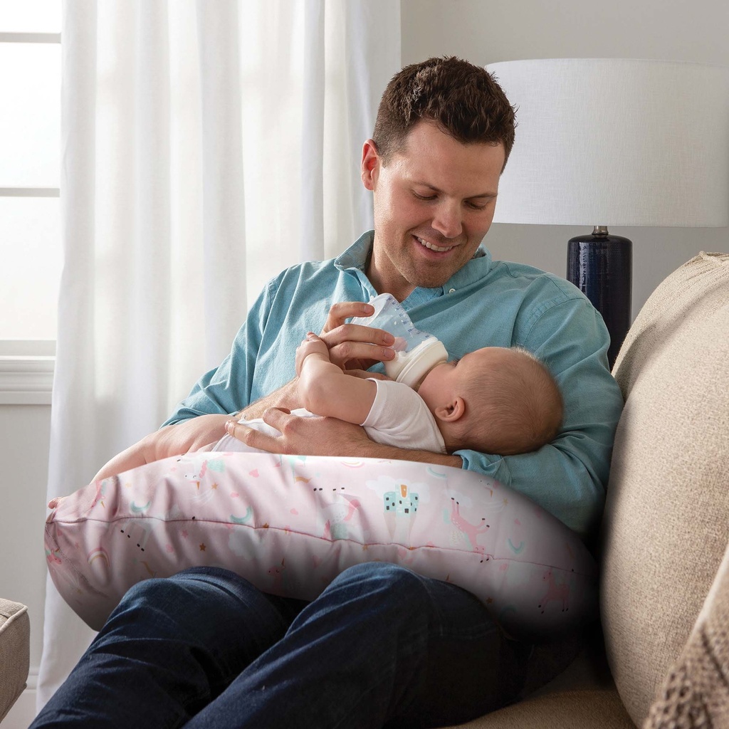 Boppy Pillow with Slipcover Pink Unicorns & Castles