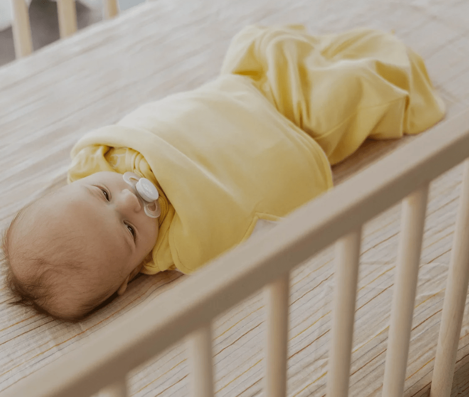 Butterfly Swaddle Mellow Yellow Medium 12-17lbs